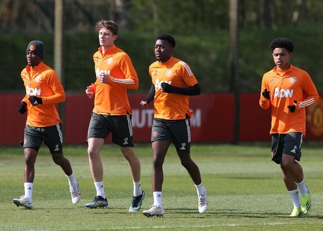 'Thủ lĩnh bẩm sinh' Man Utd được Ole điền tên ở trận Granada là ai? - Bóng Đá
