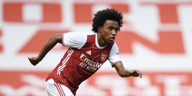 Willian vs Everton - Bóng Đá