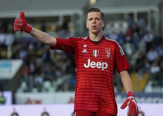 Đội hình tuổi 'xế chiều' đắt giá nhất: 'Hàng thải' M.U và 'Ông vua' tuyến giữa - Bóng Đá