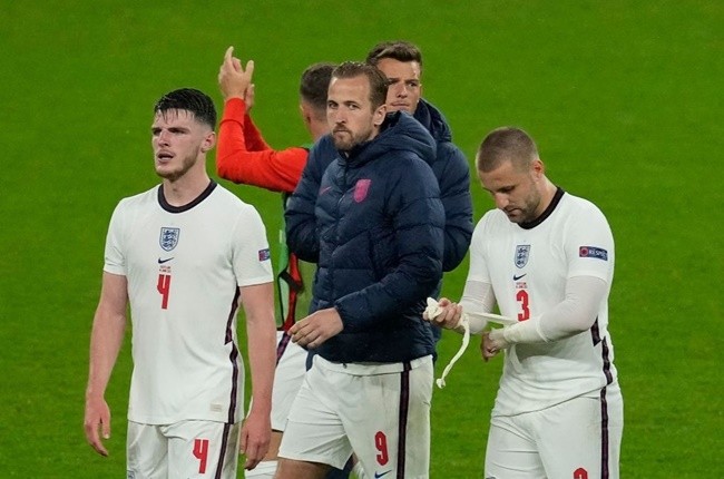 Mesut Ozil pokes fun at England’s draw with Scotland with Braveheart tweet as Channel 5 shows Mel Gibson classic - Bóng Đá