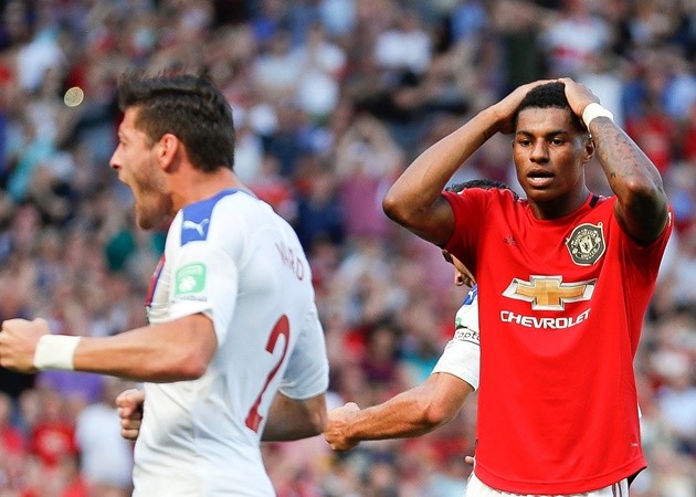 3 sao Man Utd tệ nhất ở trận thua Palace: Lindelof, Pogba và ai nữa? - Bóng Đá