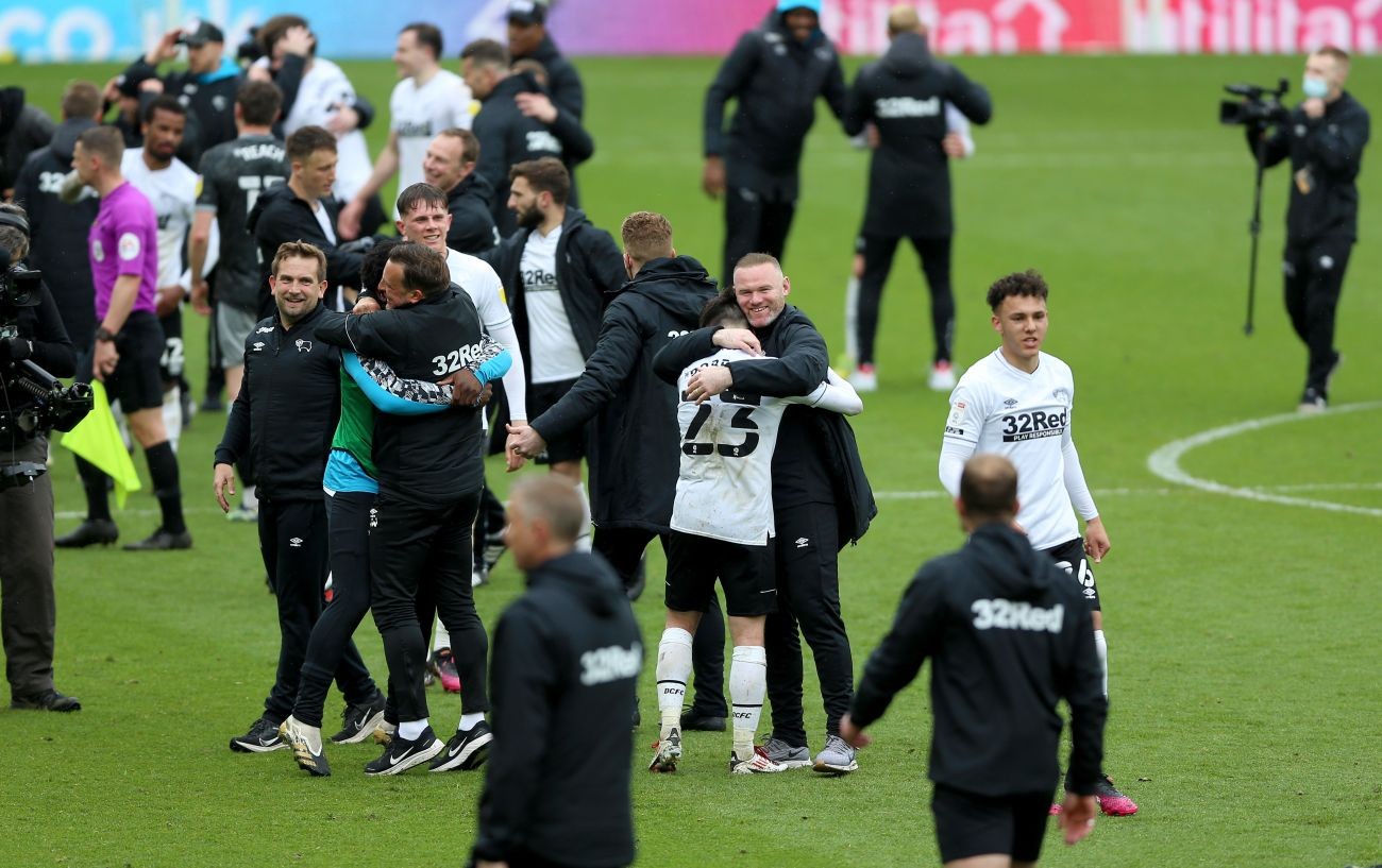 Wayne Rooney helps Derby County stay in Championship - Bóng Đá