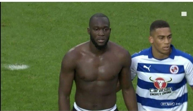 Romelu Lukaku: Ex-Man Utd striker's incredible physique after losing 16lbs - Bóng Đá