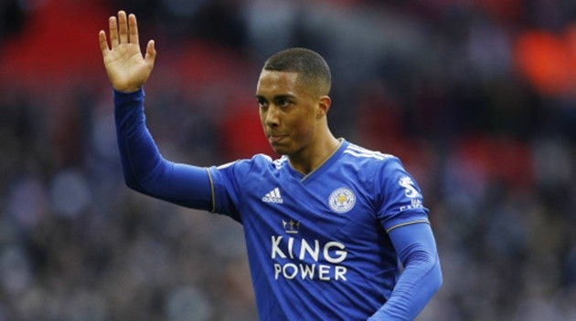 BARCELONA, LIVERPOOL INTERESTED IN YOURI TIELEMANS - Bóng Đá