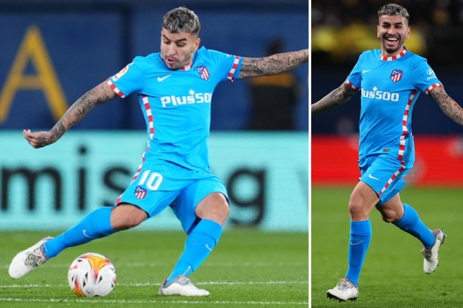 Sao Atletico ghi siêu phẩm từ giữa sân - Bóng Đá
