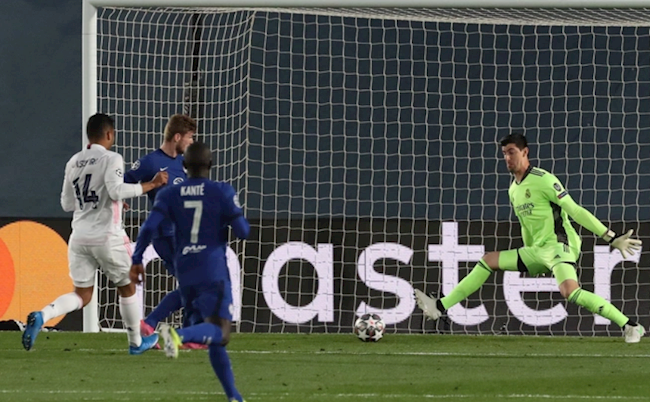 Timo Werner lại có pha bóng 