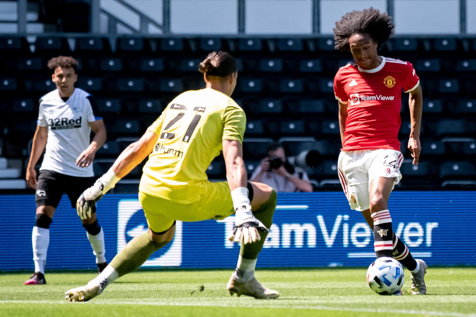 Man Utd và kế hoạch dành cho Tahith Chong - Bóng Đá