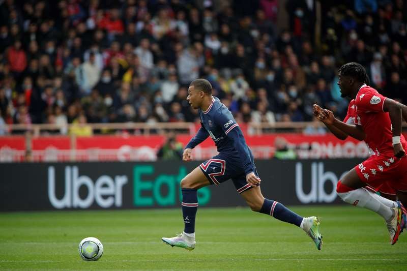 PSG tiếp tục thảm bại với tỷ số 0-3 - Bóng Đá