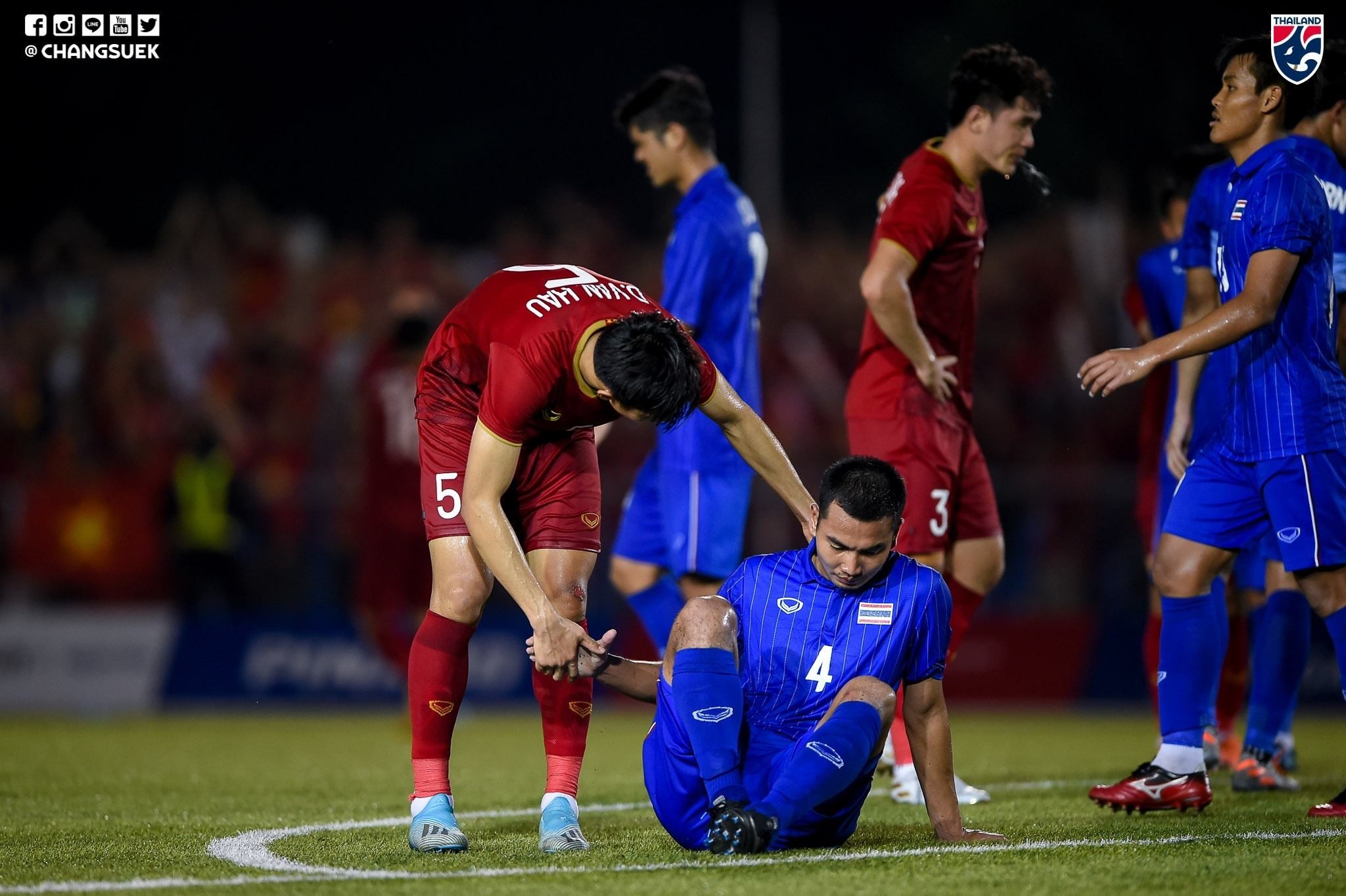 Lộ hình ảnh gây choáng của U22 Thái Lan khi bị loại - Bóng Đá