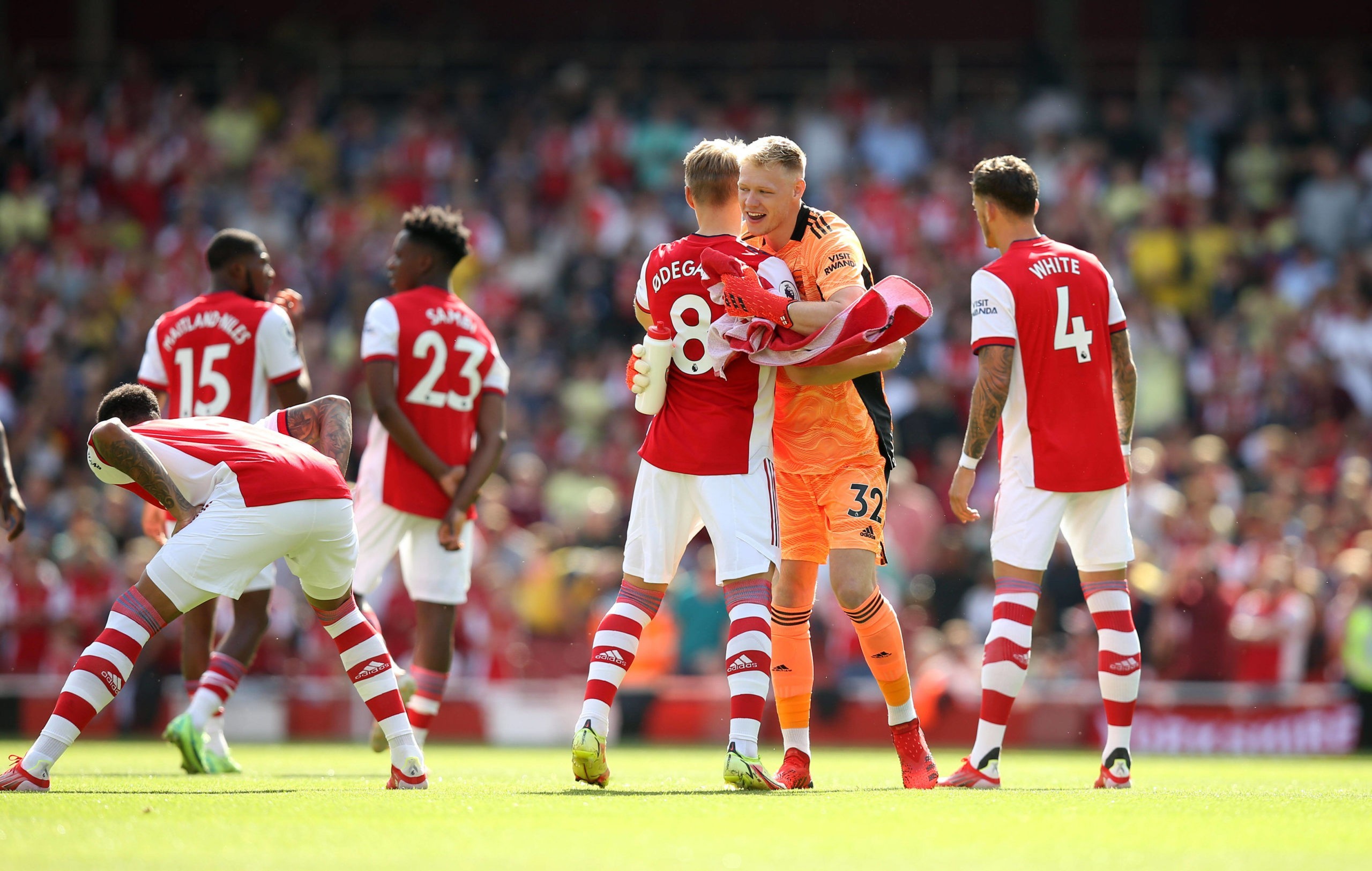 Michael Owen: Burnley 2-1 Arsenal - Bóng Đá