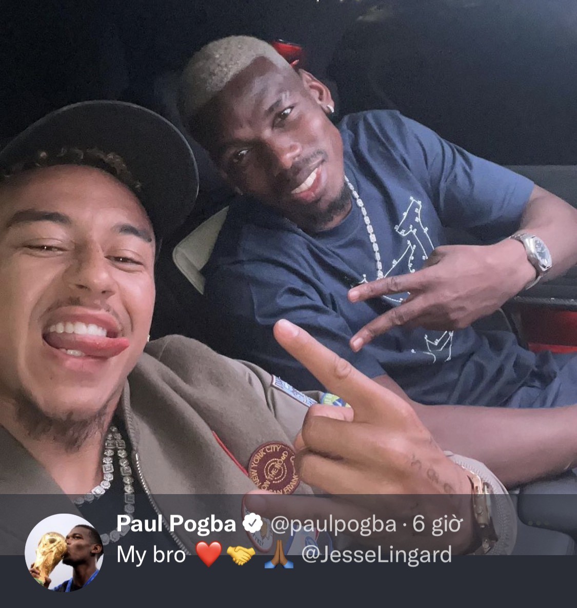 Pogba, Lingard cười tươi - Bóng Đá