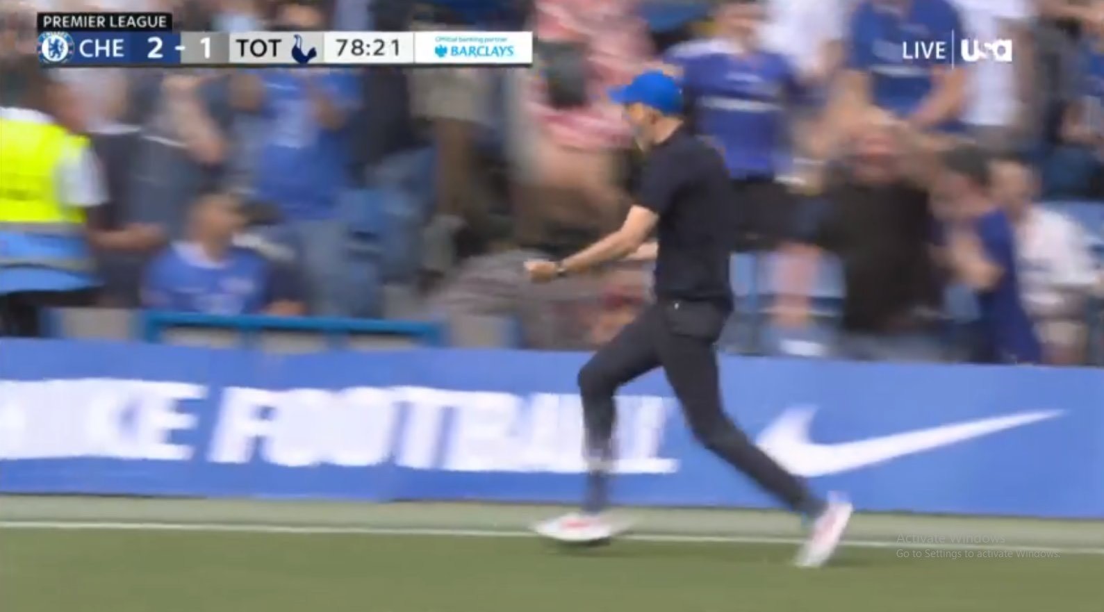 Conte và Tuchel 3 lần ẩu đả, điên tiết lao vào như 