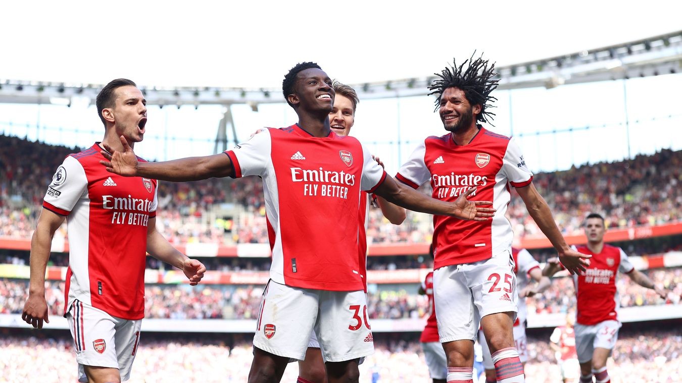 Cuộc đua Top 4 Premier League bớt một đối thủ, bước ngoặt điên rồ xảy ra - Bóng Đá