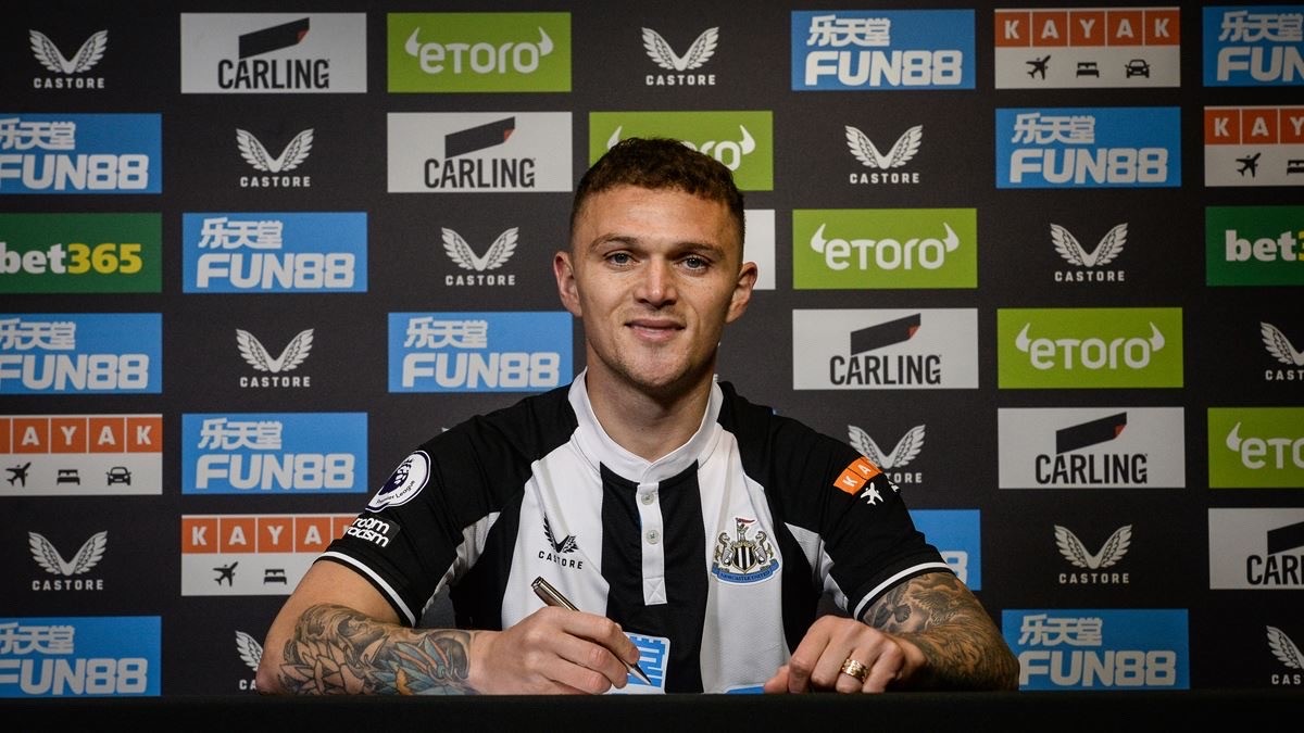 Trippier lại đá phạt thành bàn hạ Aston Villa của Gerrard, Man Utd có tiếc? - Bóng Đá