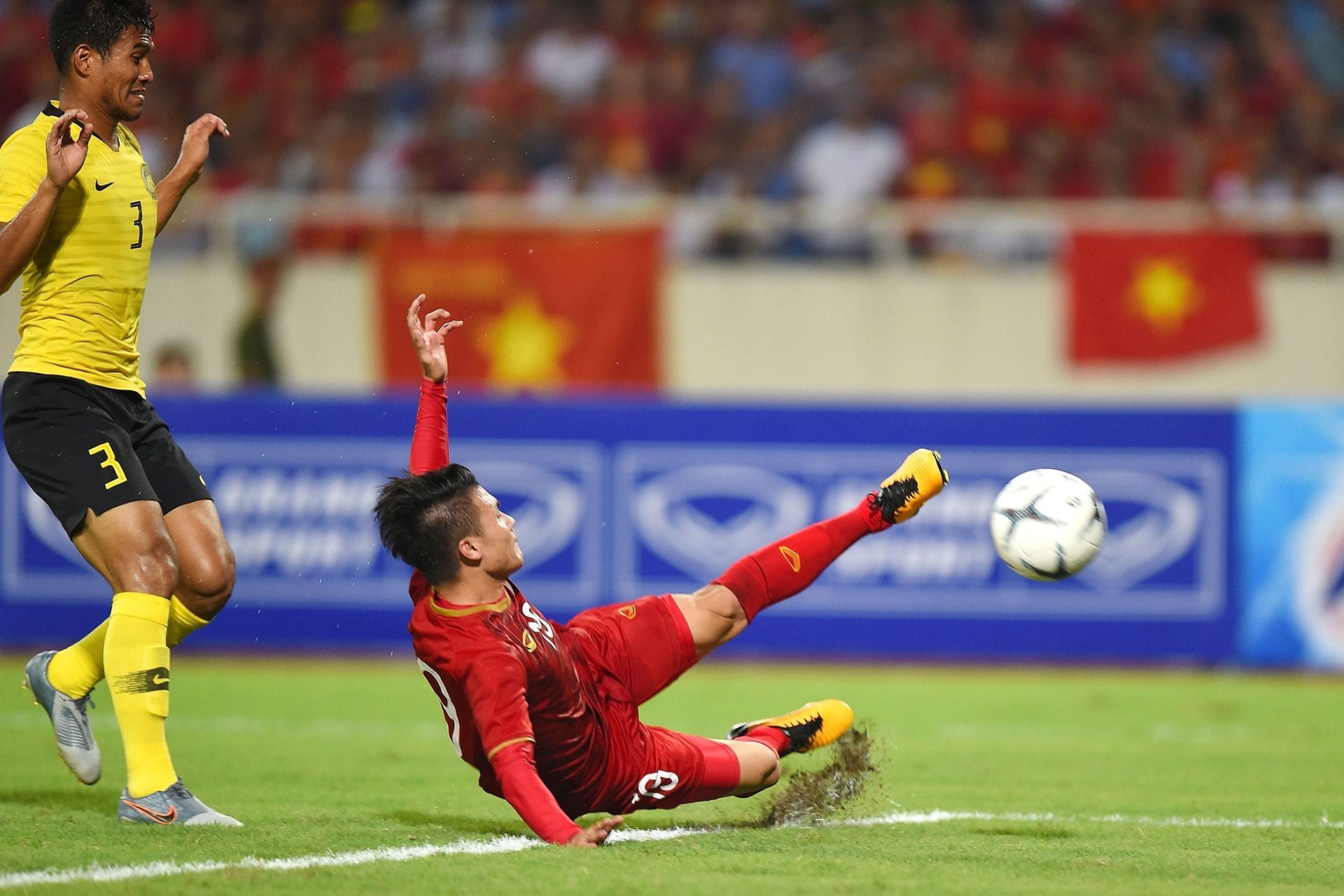 Chuyển nhượng 13/08:  - Bóng Đá