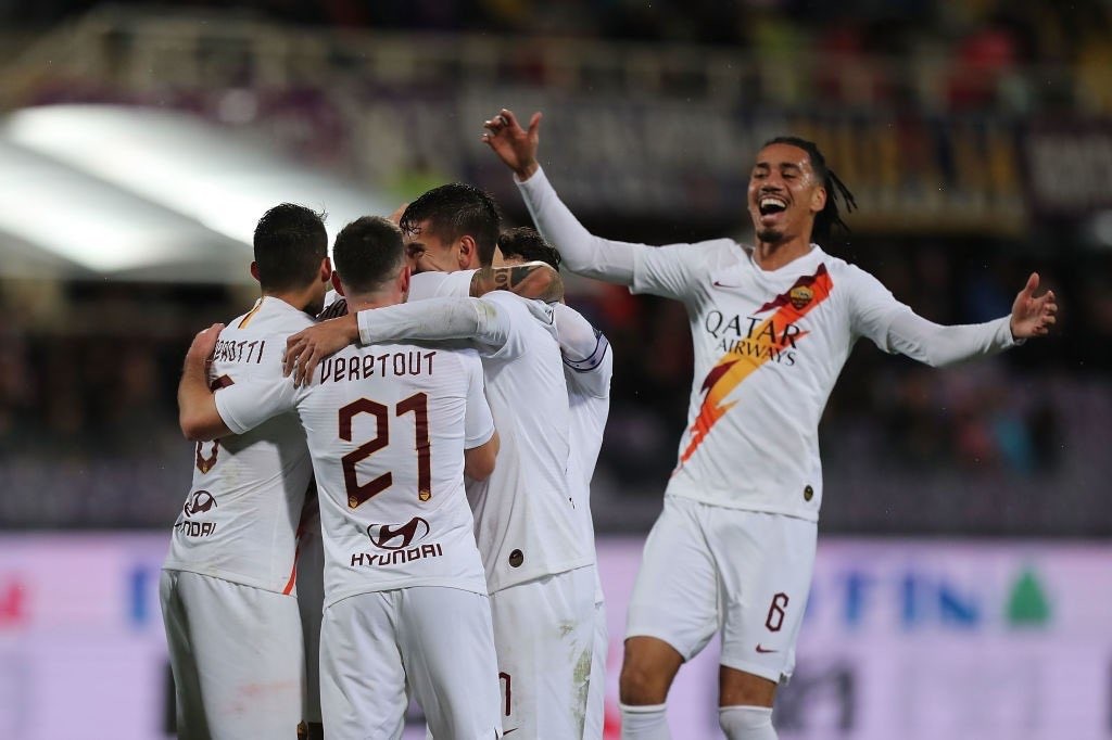 Chris Smalling chooses to stay in Rome but negotiations still deadlocked – report - Bóng Đá
