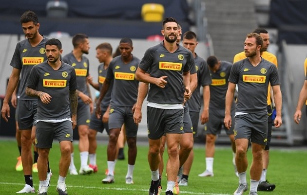 Inter Milan tập trước trận gặp Leverkusen - Bóng Đá