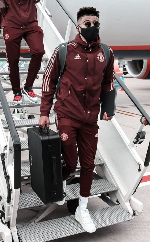 Man Utd đáp sân bay - Bóng Đá