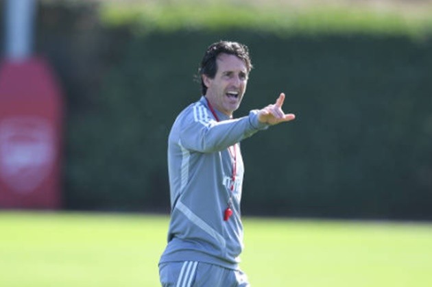 Ảnh Arsenal tập + đến Đức - Bóng Đá