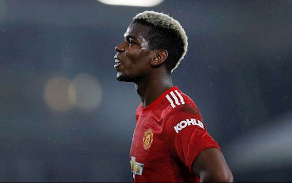 CĐV Man Utd mỉa mai Thiago: 