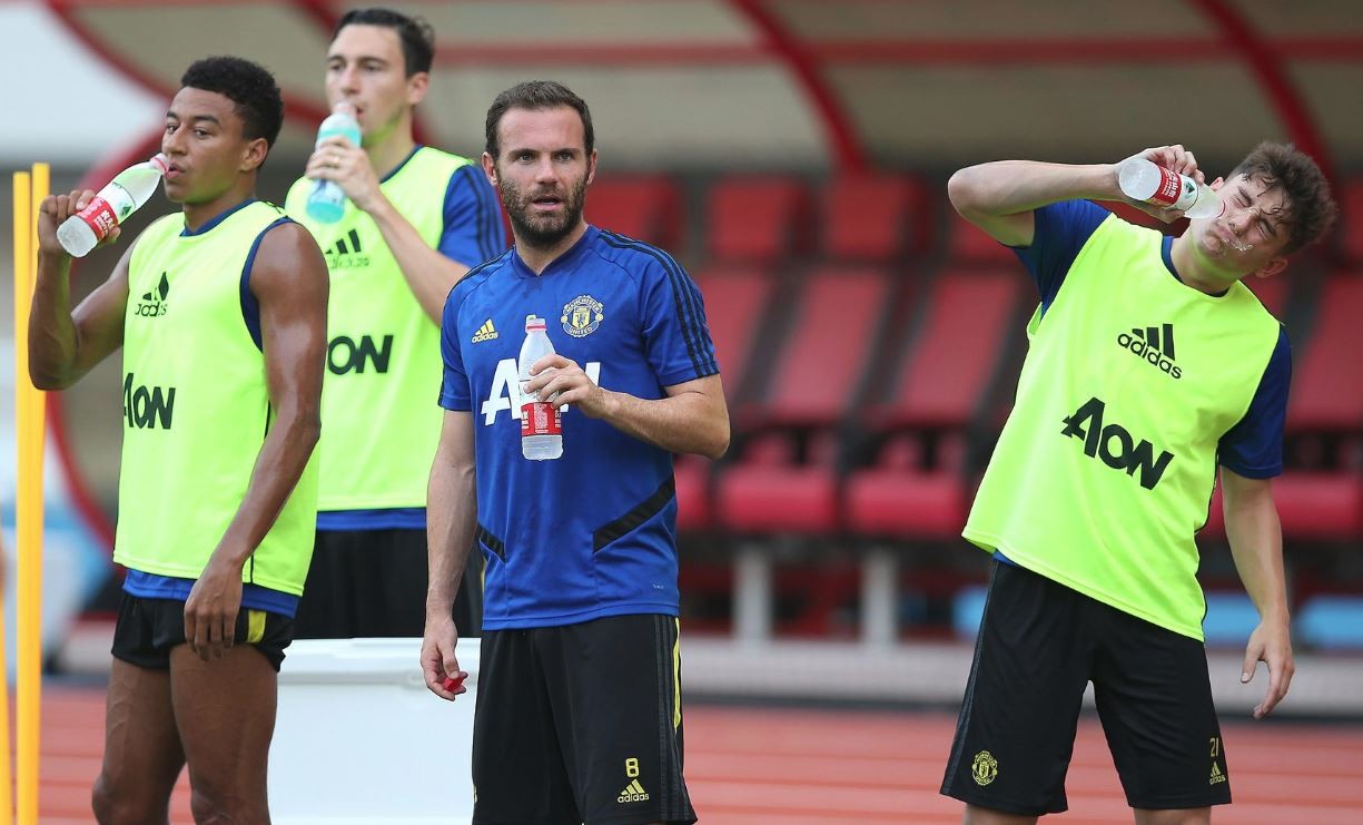 Real Madrid tập luyện - Bóng Đá