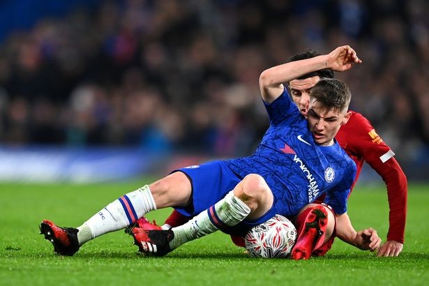 Chelsea teen Billy Gilmour compared to Man Utd legend Roy Keane - Bóng Đá