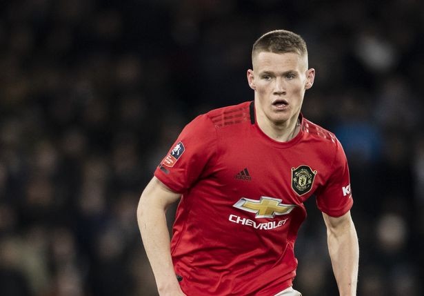 Man Utd's Scott McTominay identifies his three midfield role models - Bóng Đá