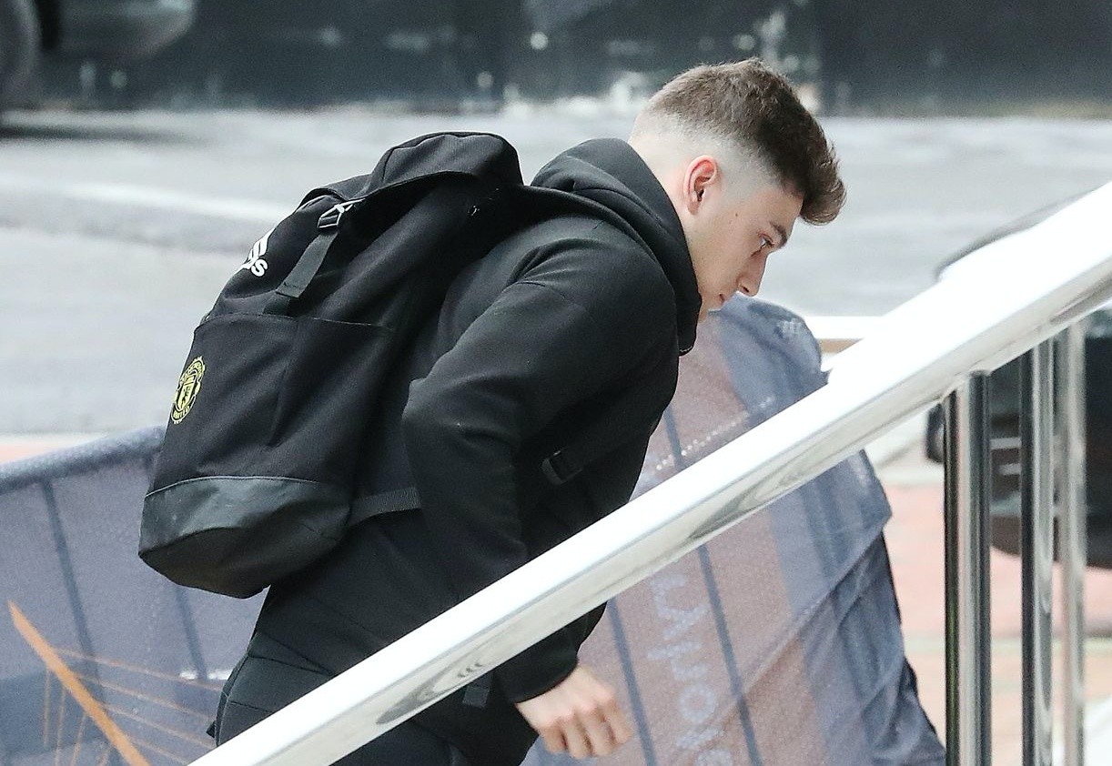 Ảnh Man Utd tới khách sạn - Bóng Đá