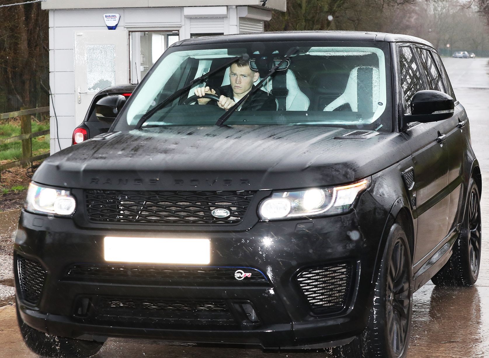 Sir Alex Ferguson arrives at Manchester United training ground after Club Brugge win - Bóng Đá