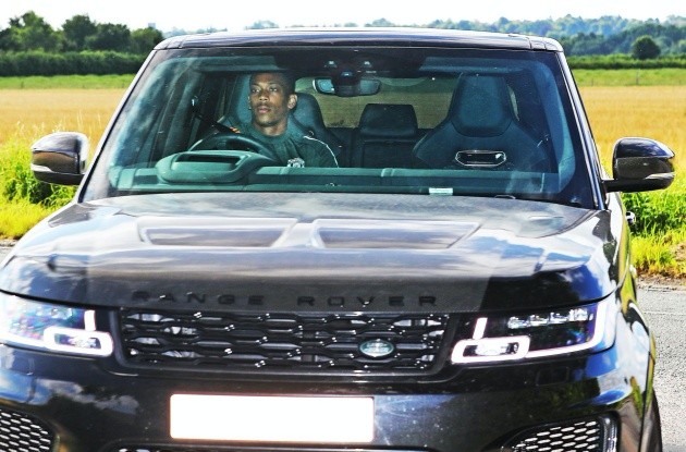 Pictures: Manchester United players arrive for training ahead of Copenhagen fixture - Bóng Đá