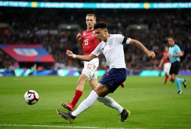 Why Wayne Rooney told Jadon Sancho to snub Man Utd transfer and stay at Borussia Dormund - Bóng Đá