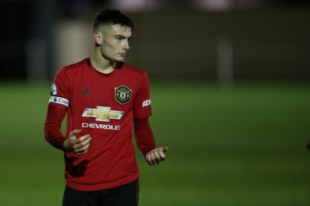 Man utd set to loan levitt - Bóng Đá