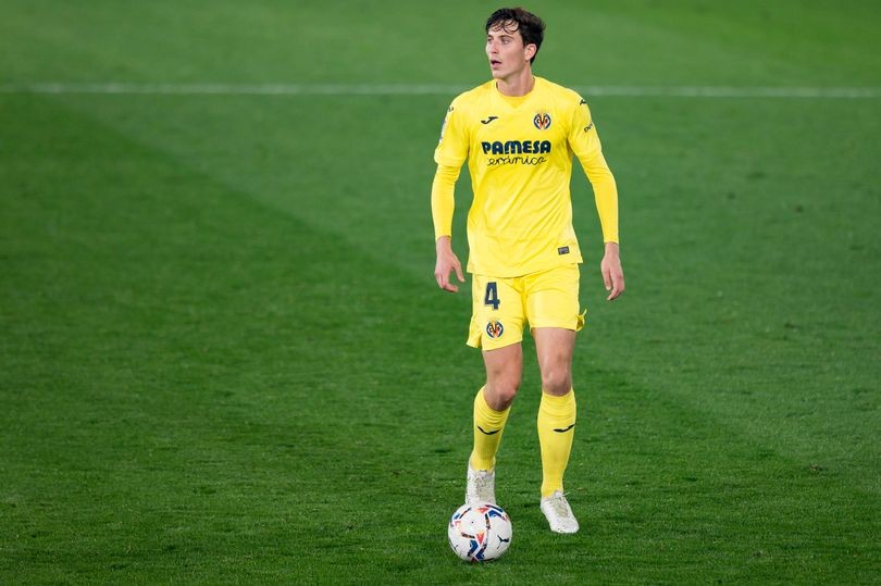 Manchester United interested in Pau Torres transfer - Bóng Đá