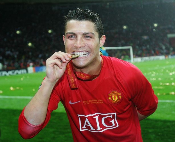 Fernandes asked Ronaldo to join MU - Bóng Đá