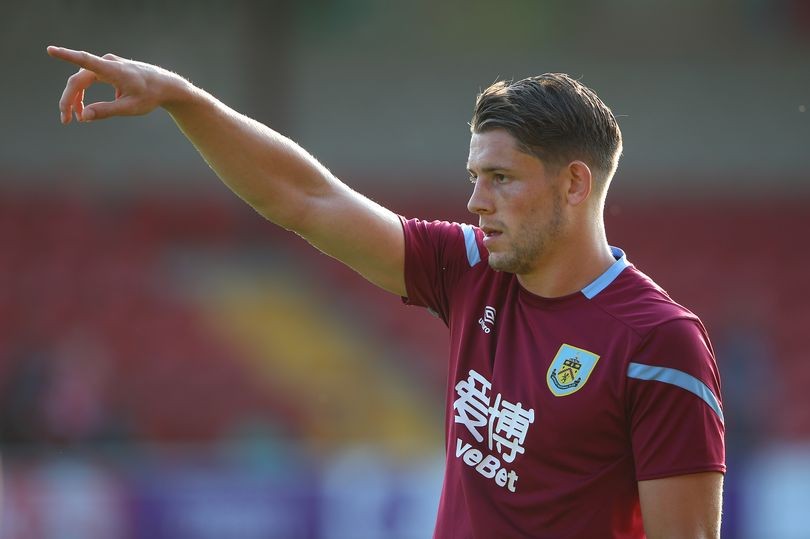 NÓNG! HLV xác nhận, Maguire sắp ra mắt Man United - Bóng Đá