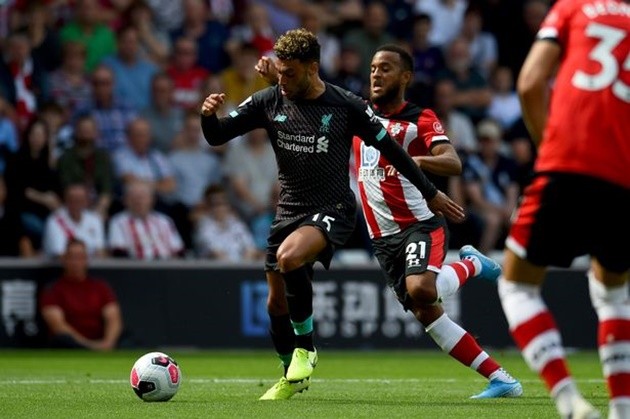 Liverpool agree new long-term deal for England international Alex Oxlade-Chamberlain until 2023 - Bóng Đá