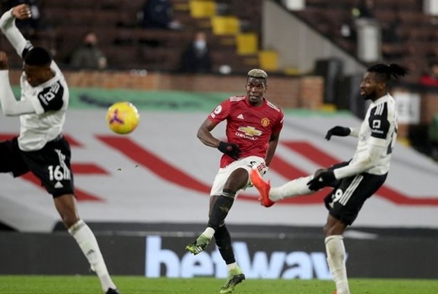 Fulham 1-2 Man Utd: 5 talking points as Paul Pogba stunner sends United back to top spot - Bóng Đá