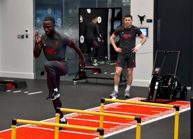 Jurgen Klopp rules Liverpool star out of Man Utd clash and sets up new recovery plan - Bóng Đá