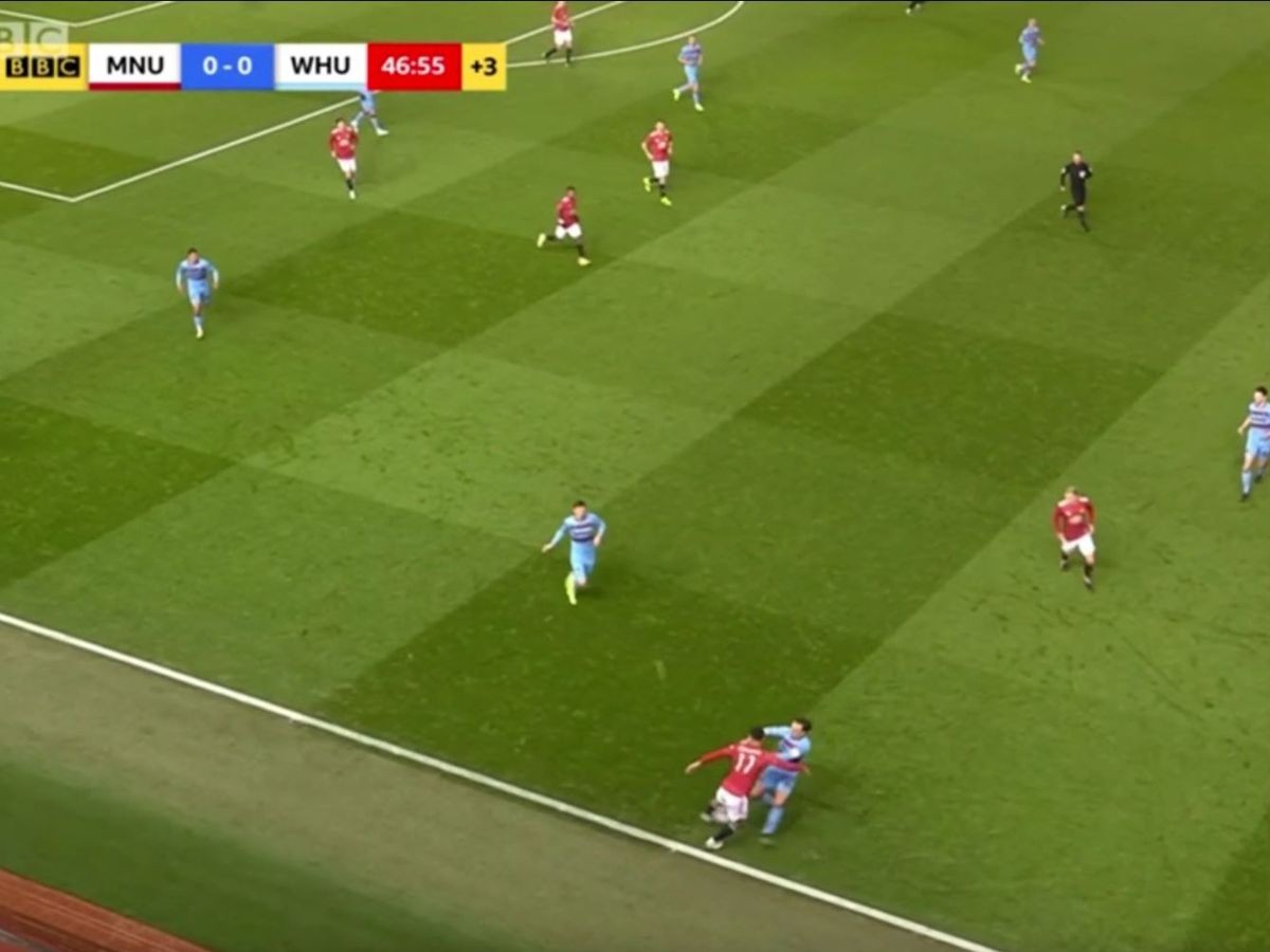 Greenwood có pha xoay xở đẳng cấp, tái hiện hình ảnh Berbatov - Bóng Đá