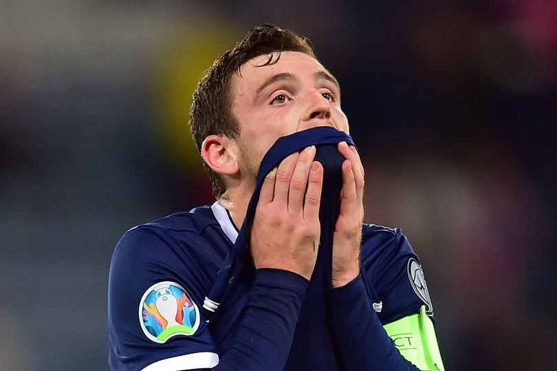 Scotland captain Andy Robertson admits he doesn't want to follow in Manchester United star's footsteps - Bóng Đá