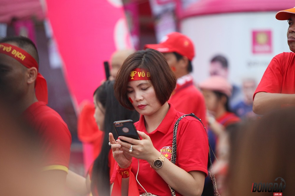 Không khí rộn ràng, ĐT Việt Nam sẵn sàng chiến tuyển Thái Lan - Bóng Đá