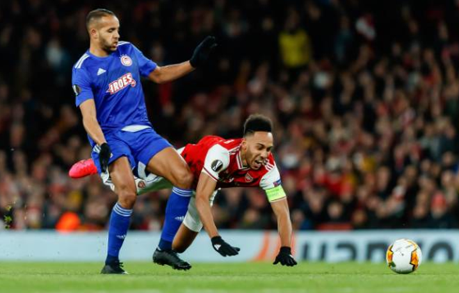 Đội hình 11 ngôi sao di chuyển nhiều nhất EPL 2019/2020 - Bóng Đá