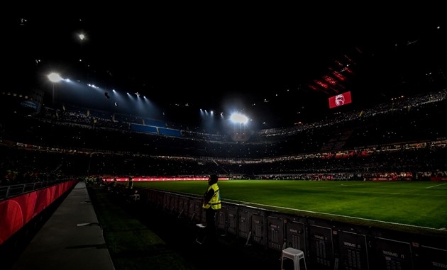 Adam Hlozek: Europe's biggest clubs queuing up to sign Czech teen sensation - Bóng Đá