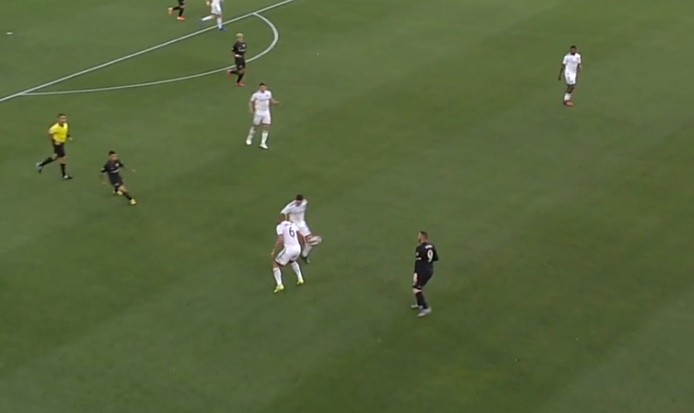 What Man Utd fans are saying about Fred after Astana performance - Bóng Đá