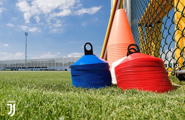 Ảnh chế La Liga trở lại - Bóng Đá