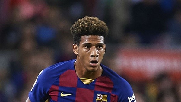 Alphonso Davies has been voted Bundesliga Rookie of the season. - Bóng Đá