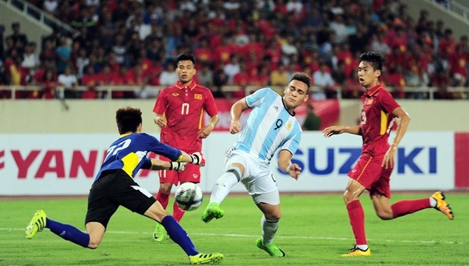 Lautaro Martinez - từ gãy mũi ở Mỹ Đình đến giải cứu Messi - Bóng Đá