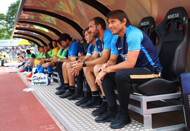 Tevez to Pereira and Forlan to Falcao, ranking every South American Man Utd player  - Bóng Đá