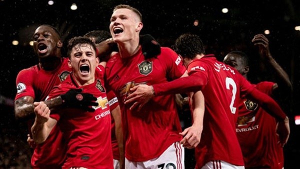 PSG chiêu mộ Joel Matip - Bóng Đá