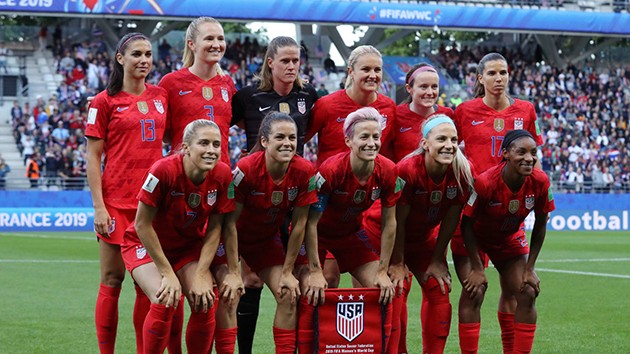 Andriy Shevchenko and Fernando Torres have proved, Chelsea's big-money moves don't always work out - Bóng Đá